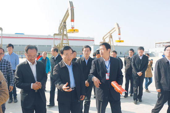 蘭石集團“蘭駝”新能源車正式下線