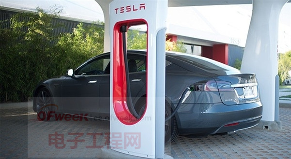 比亞迪電動(dòng)車電池 PK 特斯拉電動(dòng)車電池 到底誰才是王牌？