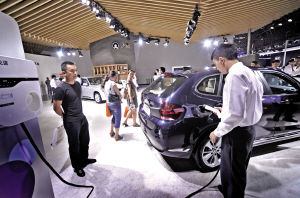 特斯拉、力帆在渝“鋪貨”電動(dòng)車