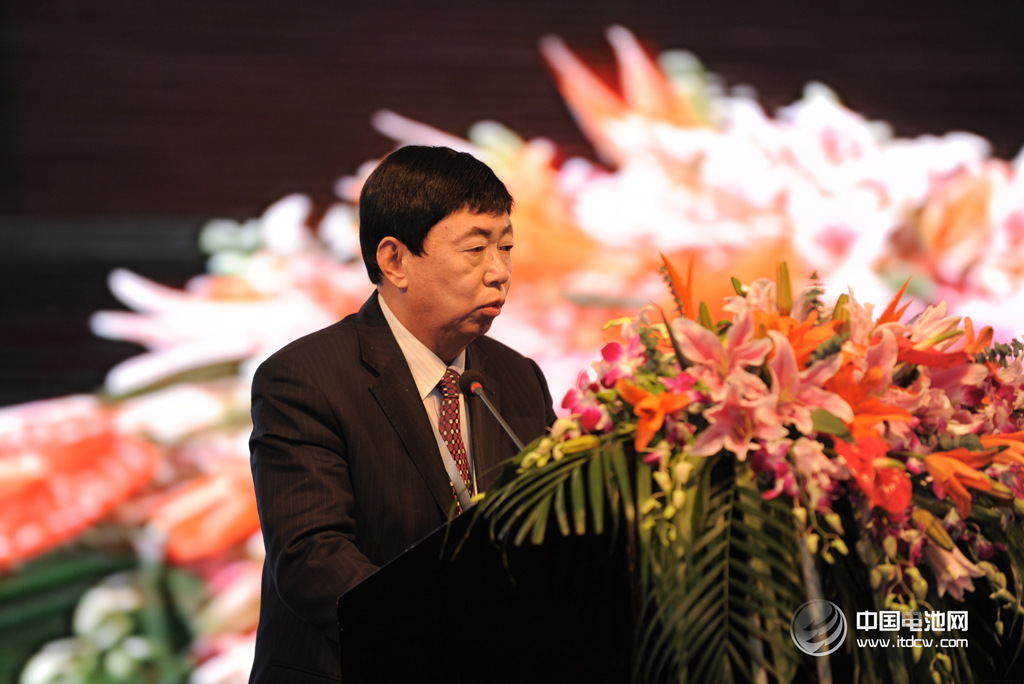 山東汽車行業(yè)協(xié)會(huì)常務(wù)副會(huì)長(zhǎng)兼秘書長(zhǎng)魏學(xué)勤