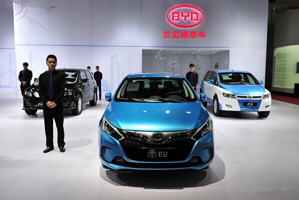 國內外車企即將正式血拼  爭斗新能源車戰場