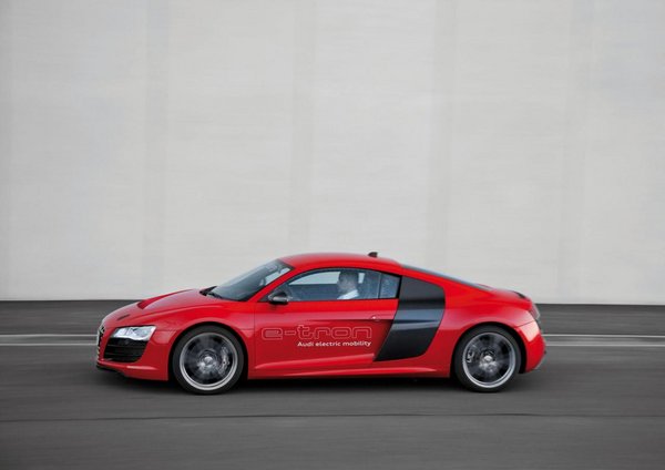 奧迪推全新電動車?yán)m(xù)航能力480公里 劍指特斯拉Model S