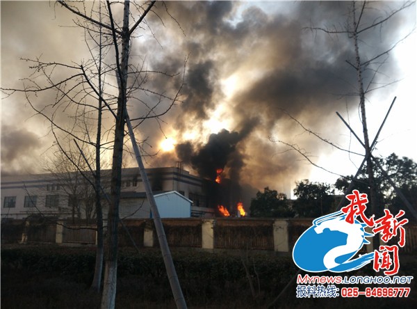 徐州宗申摩托車廠噴漆車間突發大火 大火燒了6小時