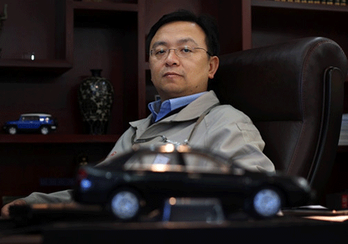 股價(jià)大跌之后 王傳福增持比亞迪100萬股