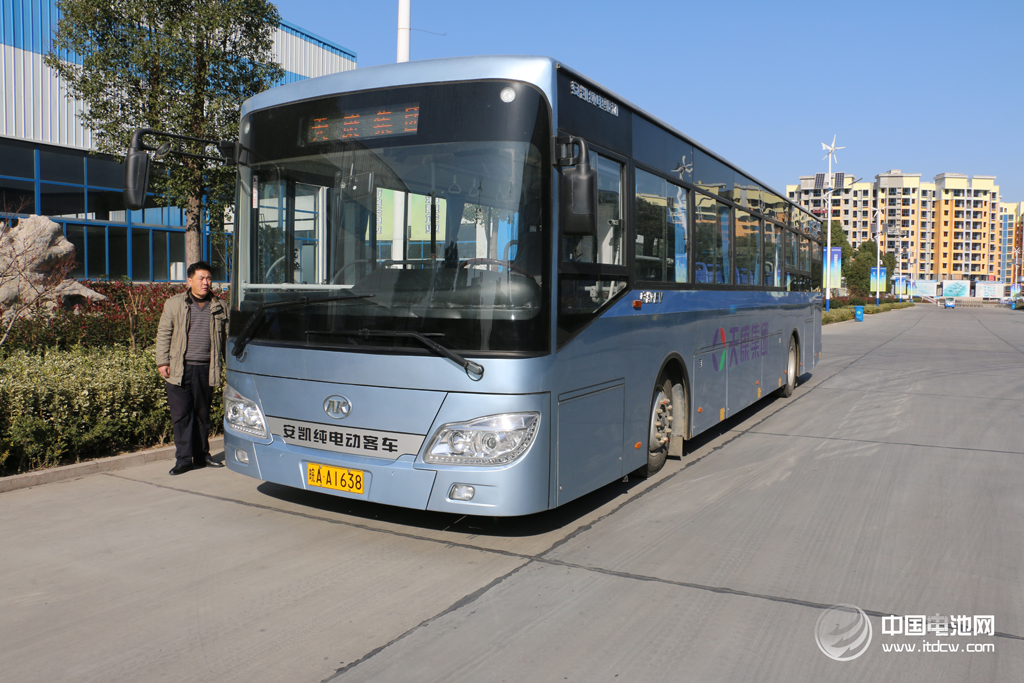 假如石油持續(xù)破50美元 新能源汽車會怎樣? 假如石油持續(xù)破50美元 新能源汽車會怎樣?