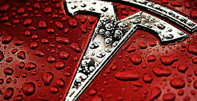 油價下跌成特斯拉“心腹大患” 股價已經(jīng)透支未來