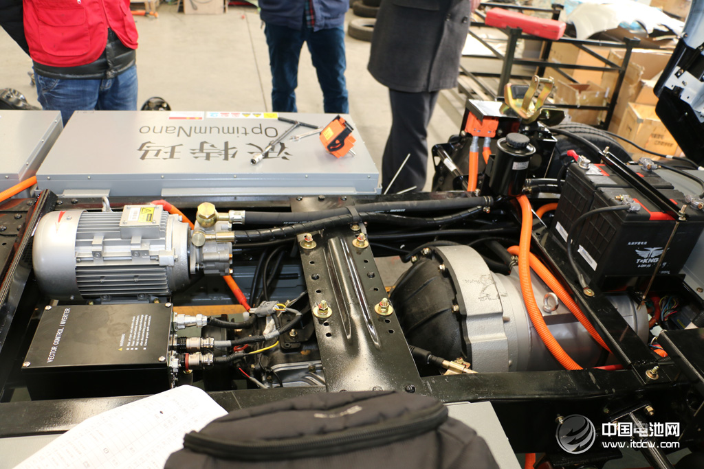 唐駿歐鈴董事長薛興震：制造小型電動車中的“寶馬”