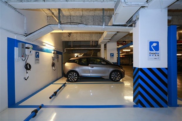 法國電動(dòng)汽車“充電寶”成都試點(diǎn) 可支持500公里續(xù)航