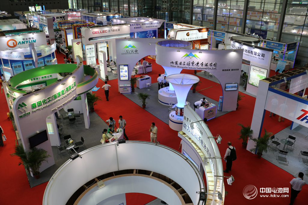 2014年鋰電池行業(yè)累計完成產(chǎn)量52.9億自然只