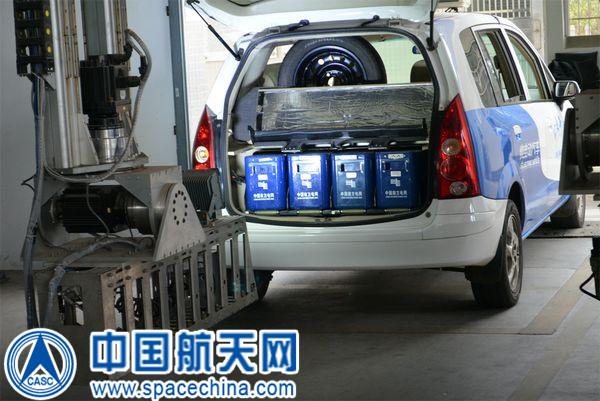 國內首家全自動乘用車更換電池站投入使用 國內首家全自動乘用車更換電池站投入使用