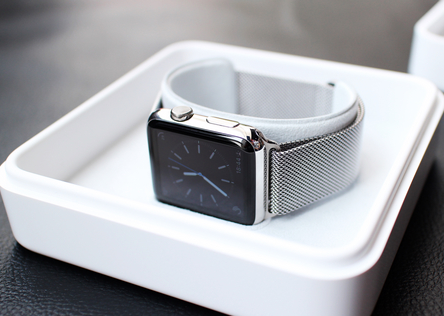 蘋果Watch手表電池205毫安時(shí) 一天一充正常用三年