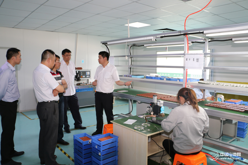 江蘇智航新能源日產三元材料鋰離子電池15萬只