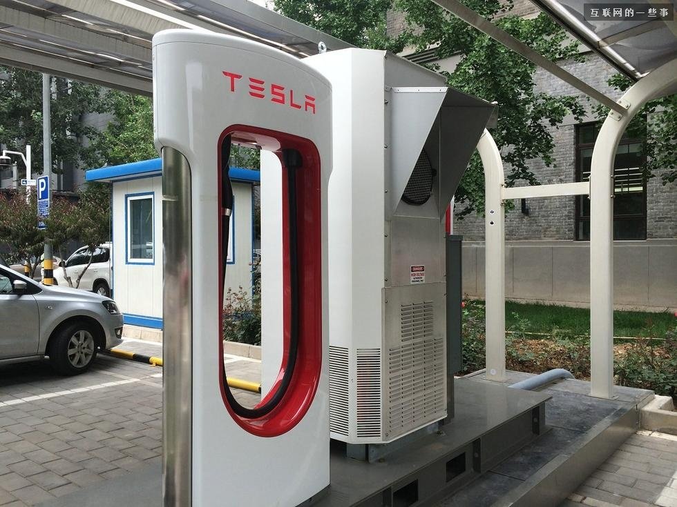 特斯拉的液態冷卻電纜或最終減少充電時間