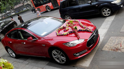 特斯拉全球銷量創(chuàng)新高 唯獨(dú)中國市場(chǎng)遇冷 特斯拉全球銷量創(chuàng)新高 唯獨(dú)中國市場(chǎng)遇冷