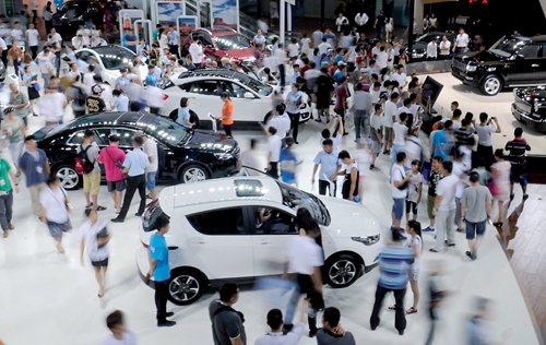 我國新能源汽車產(chǎn)銷量有望邁進世界第一集團