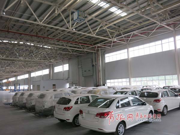 首輛青島造電動(dòng)汽車月底將下線 一天可產(chǎn)200輛