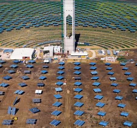 多地光伏項目棄電高達七成 搶裝潮埋下質量隱患