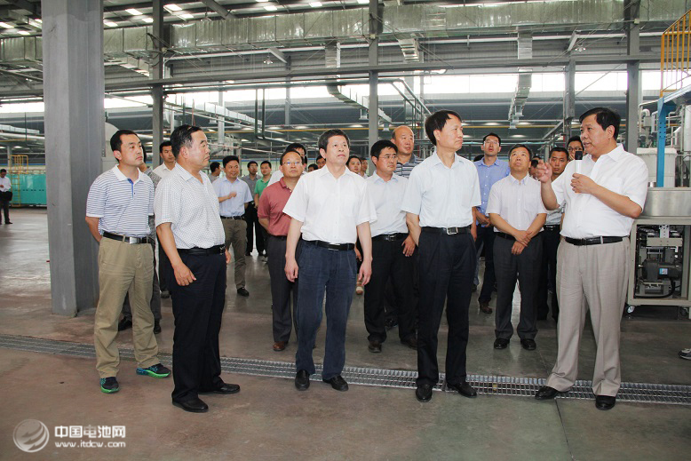 工信部原材料工業(yè)司司長(zhǎng)周長(zhǎng)益一行調(diào)研河北銀隆