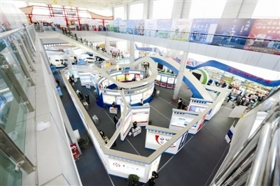 鋰電池 “青海造”世界大牌  青海新能源產業鏈顯集群效應