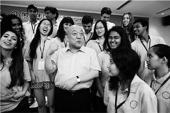 魯冠球隨國家領(lǐng)導(dǎo)人四年三度訪美 新能源汽車利好多大？