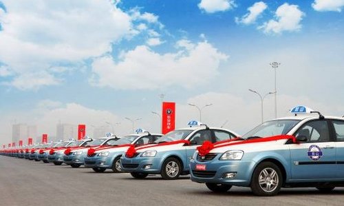 深耕市場(chǎng)打造新能源產(chǎn)業(yè) 長(zhǎng)安汽車十年內(nèi)推34款產(chǎn)品 深耕市場(chǎng)打造新能源產(chǎn)業(yè) 長(zhǎng)安汽車十年內(nèi)推34款產(chǎn)品