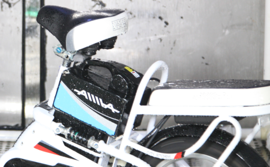 電池去碳化 新能源助力愛瑪電動車多跑5公里不再是夢想 電池去碳化 新能源助力愛瑪電動車多跑5公里不再是夢想