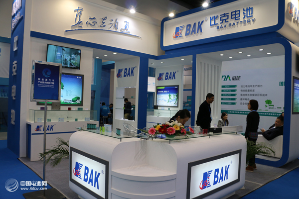 國內(nèi)一線動力電池品牌集中亮相新能源汽車成果展