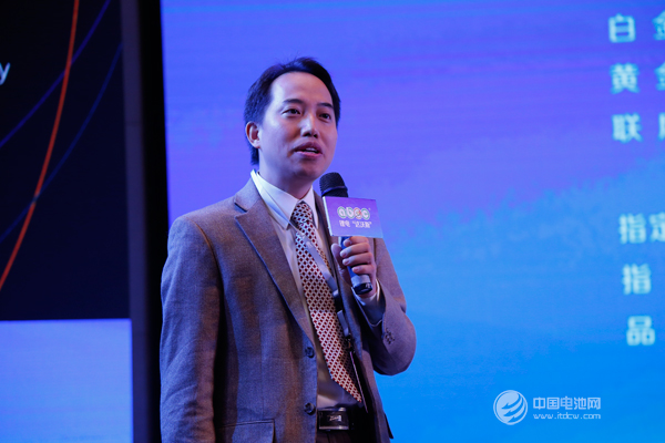 加拿大滑鐵盧大學(xué)、鋅空電池第一人陳忠偉博士