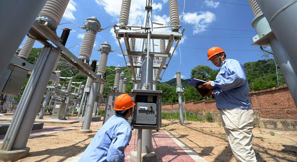 新電改打破售電側(cè)壟斷 光伏制造業(yè)覬覦電力市場(chǎng)