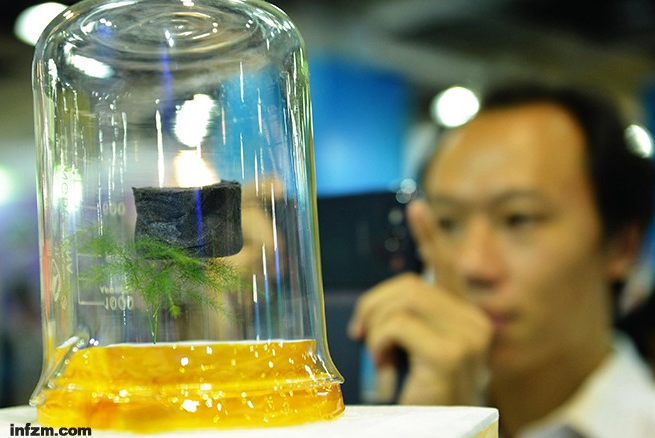 “十三五”開(kāi)啟千億熱潮石墨烯產(chǎn)業(yè) 污染隱憂成明患？