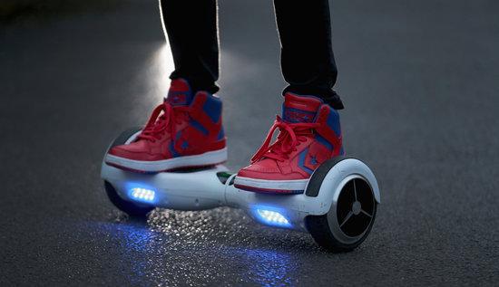 亞馬遜發(fā)現(xiàn)平衡滑行車用劣質電池 或存爆炸隱患