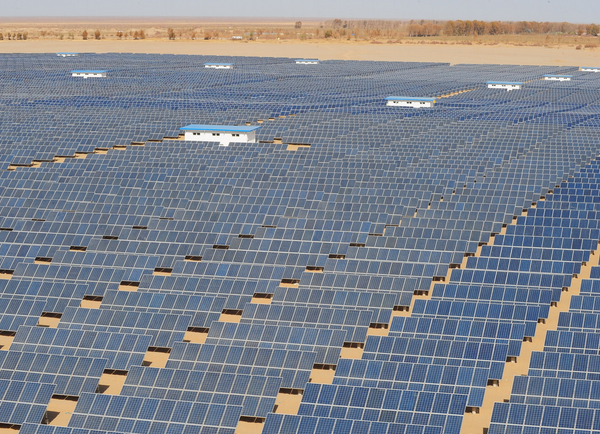 新疆“棄風棄光”加劇 四成新能源電站無法上網發(fā)電