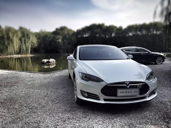 特斯拉官方澄清 稱全面符合中國充電新國標