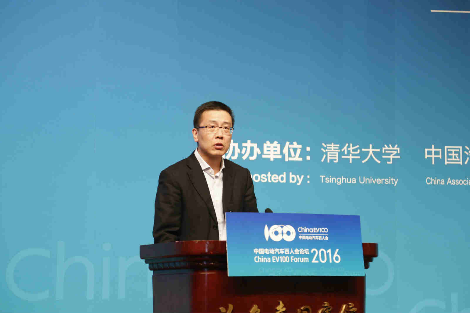 國務院發展研究中心產業經濟研究部部長趙昌文