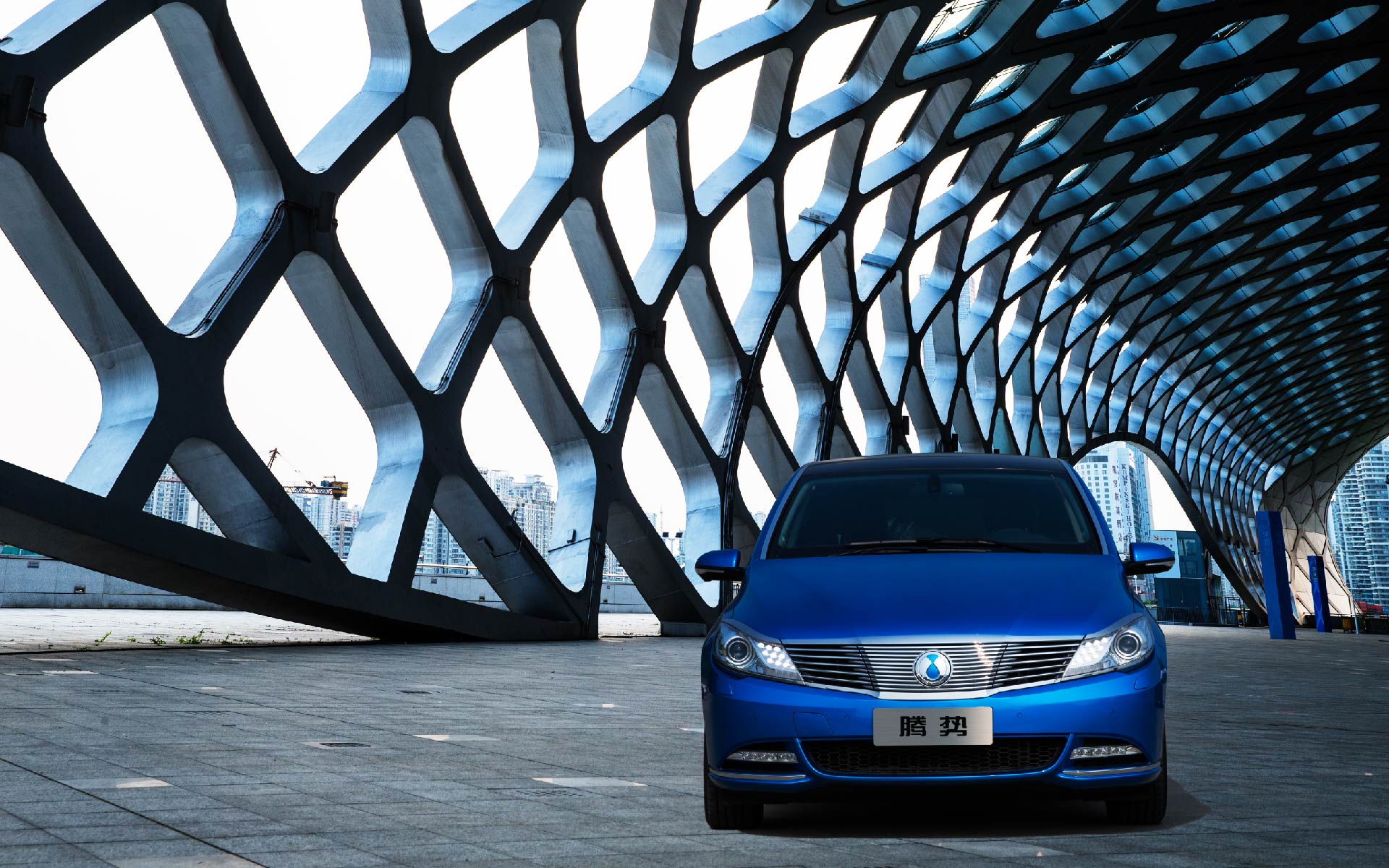 新能源汽車:政策推廣下現積極引導市場信號 新能源汽車:政策推廣下現積極引導市場信號