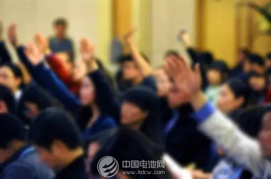 【火熱】2016首屆小型電動(dòng)車測試大賽即將開賽！