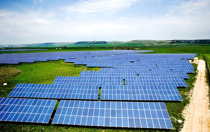 陳康平：光伏產(chǎn)業(yè)要繼續(xù)減少補(bǔ)貼 通過競(jìng)價(jià)上網(wǎng)