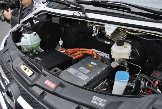 動力電池市場持續(xù)井噴 三分天下后誰家能獨(dú)大？