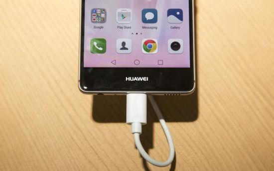 新型電池最早明年應用 或讓手機續(xù)航延長一倍