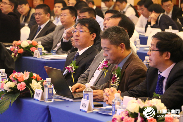 第4屆鋰電“達沃斯”論壇：贏在趨勢 電池行業如何安身立命？ 