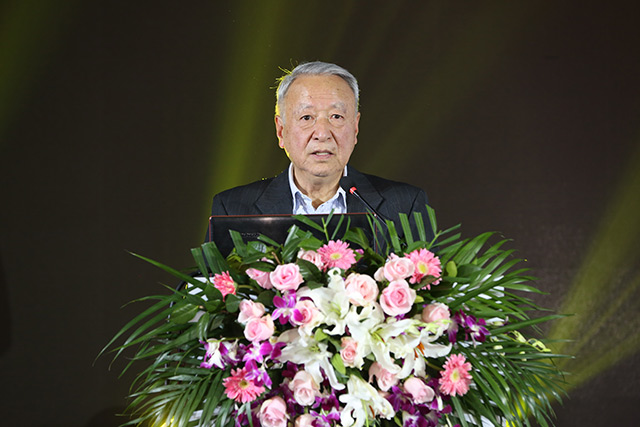 國家科技部863計劃電動汽車重大科技專項特聘專家王秉剛