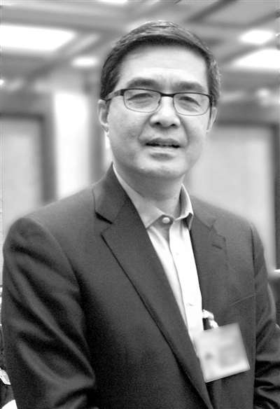 歐陽明高:為新能源汽車動力電池更安全耐久保駕護航 歐陽明高:為新能源汽車動力電池更安全耐久保駕護航