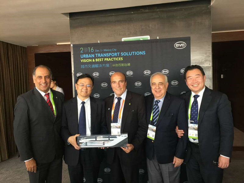 與會市長紛紛向比亞迪問診治療“城市病”良方