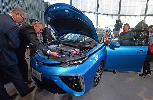 巨頭紛紛重拾舊愛 燃料電池汽車起死回生了嗎？