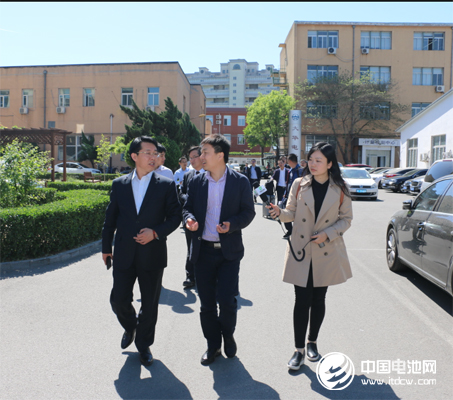 北京大華總經(jīng)理高飛與調(diào)研團(tuán)一行交流