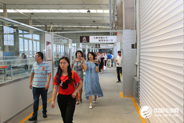 內蒙古浩普瑞新能源年產4萬噸磷酸亞鐵鋰項目一期投產