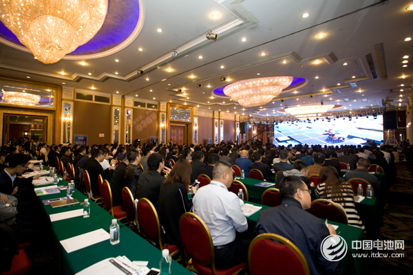 第5屆鋰電“達(dá)沃斯”論壇現(xiàn)場