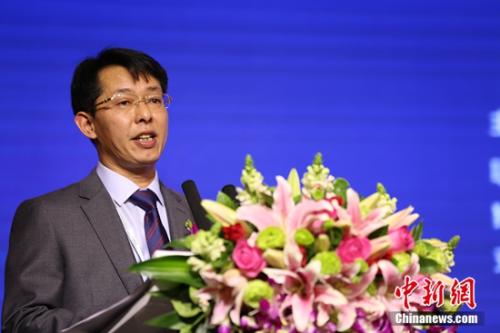 鋰電“達(dá)沃斯”組委會秘書長、中關(guān)村新型電池技術(shù)創(chuàng)新聯(lián)盟秘書長于清教