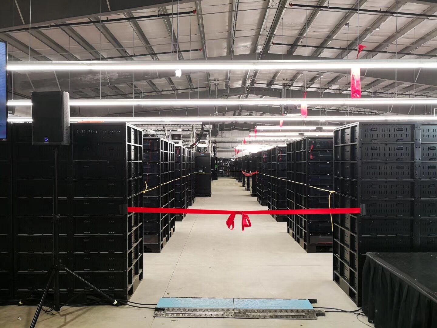 力信能源：北美最大40.8MWh電網(wǎng)服務(wù)儲(chǔ)能系統(tǒng)在加拿大并網(wǎng)運(yùn)行