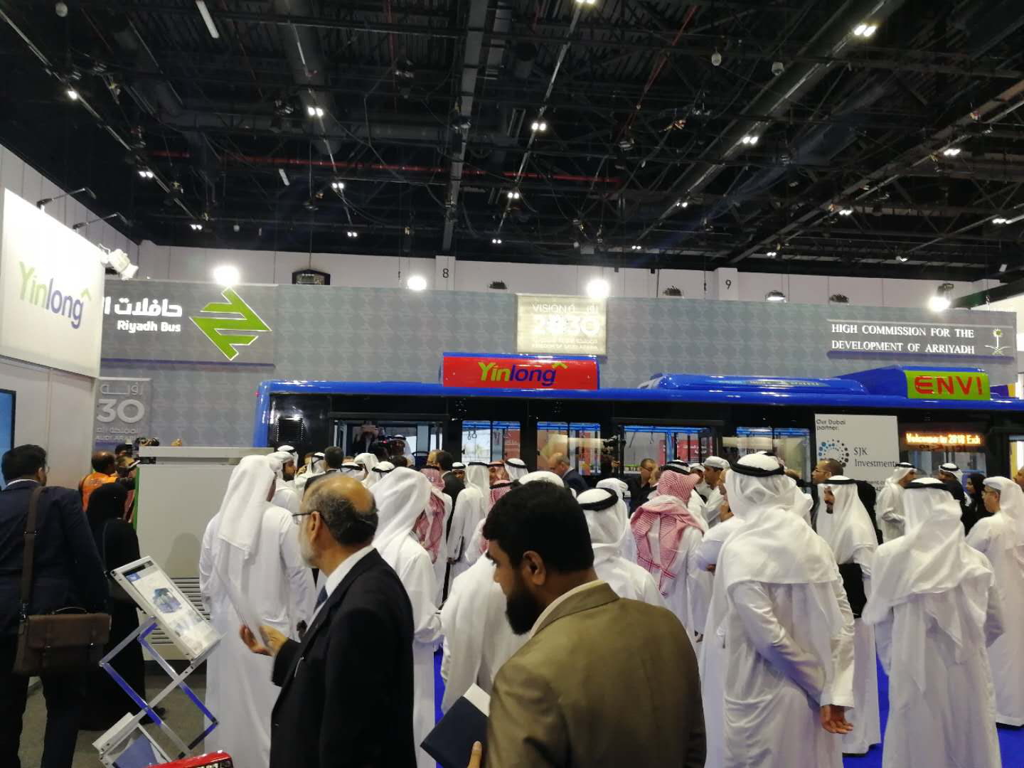 銀隆亮相迪拜交通展 加速拓展海外市場 銀隆亮相迪拜交通展 加速拓展海外市場